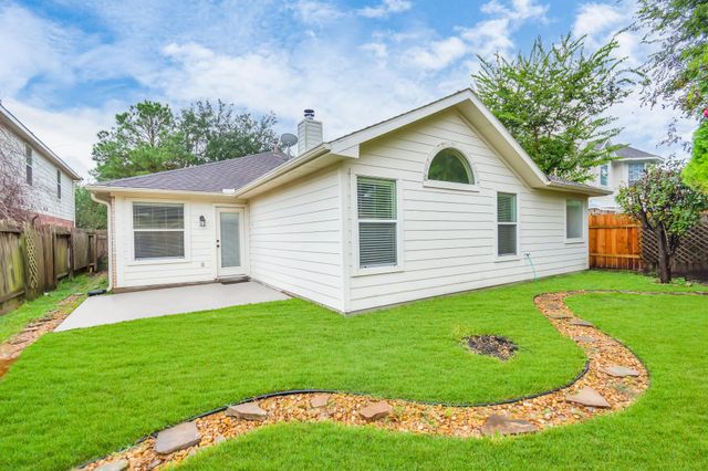 16510 Bluff Springs Drive, Houston, TX 77095