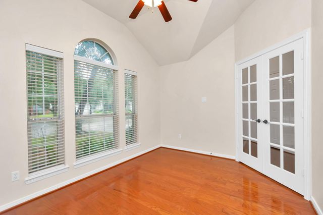 16510 Bluff Springs Drive, Houston, TX 77095