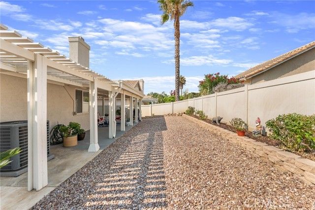 1173 Fairway Oaks Avenue, Banning, CA 92220