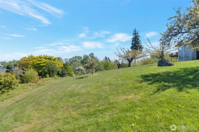 19 XX 49th Place SW, Everett, WA 98203