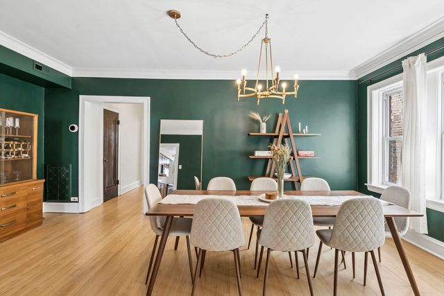 2530 W Winnemac Avenue 3W, Chicago, IL 60625