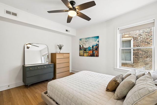 2530 W Winnemac Avenue 3W, Chicago, IL 60625