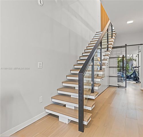 1055 99th St 0, Bay Harbor Islands, FL 33154