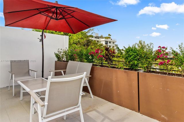 1055 99th St 0, Bay Harbor Islands, FL 33154