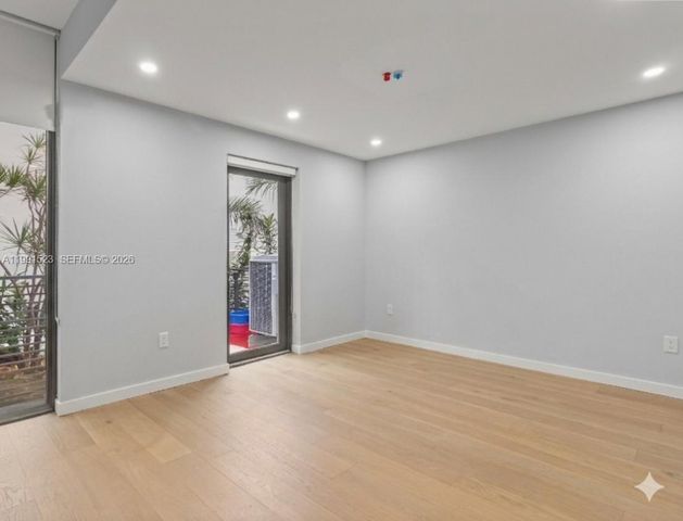 1055 99th St 0, Bay Harbor Islands, FL 33154