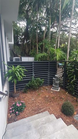 1055 99th St 0, Bay Harbor Islands, FL 33154