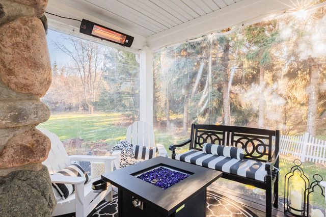 8573 W Lakeshore Drive, Perry, MI 48872