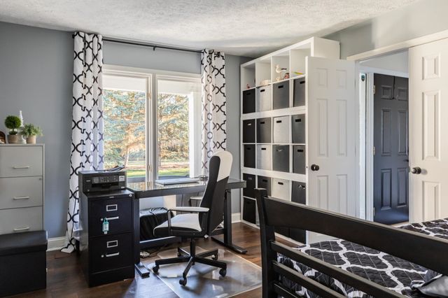 8573 W Lakeshore Drive, Perry, MI 48872