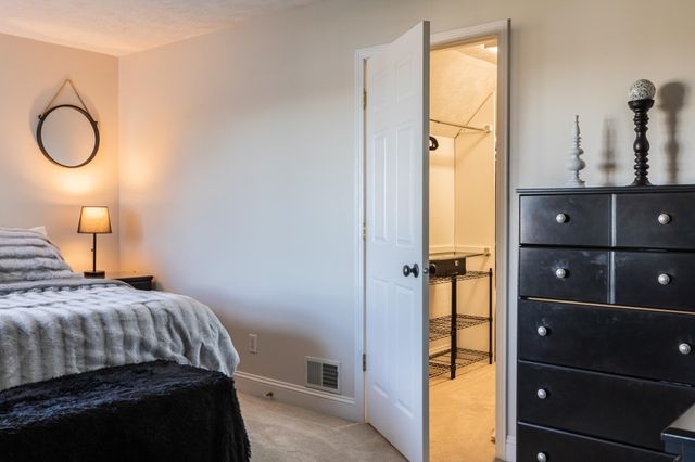 8573 W Lakeshore Drive, Perry, MI 48872