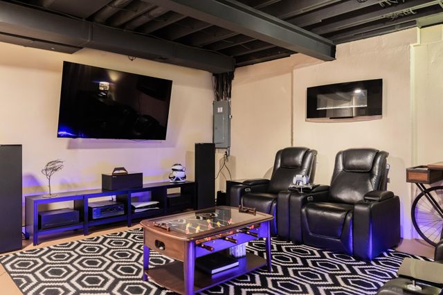 8573 W Lakeshore Drive, Perry, MI 48872