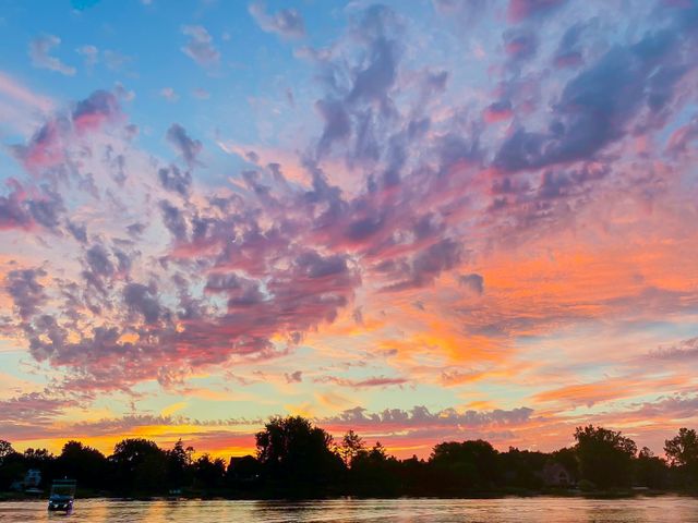 8573 W Lakeshore Drive, Perry, MI 48872