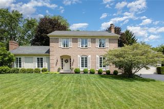 6 Mile Post Lane, Pittsford, NY 14534