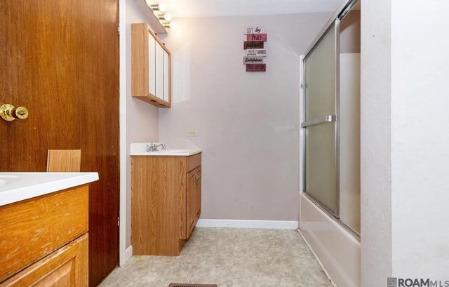 35680 Bonnebell Dr, Denham Springs, LA 70706