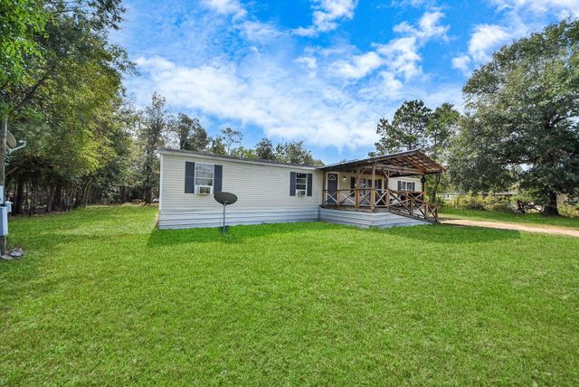 260 Kim Street, Shepherd, TX 77371