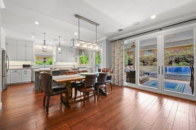 6122 Mordred LN, Austin, TX 78739