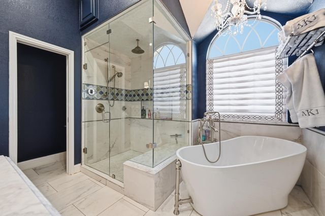6122 Mordred LN, Austin, TX 78739
