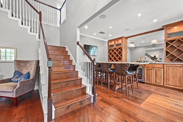 6122 Mordred LN, Austin, TX 78739