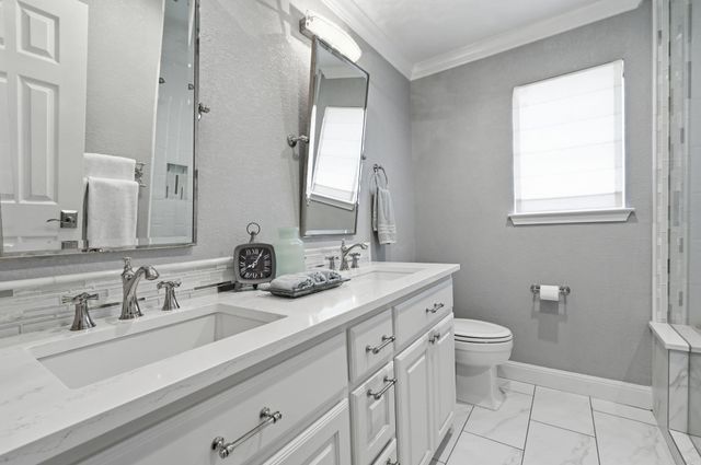 6122 Mordred LN, Austin, TX 78739