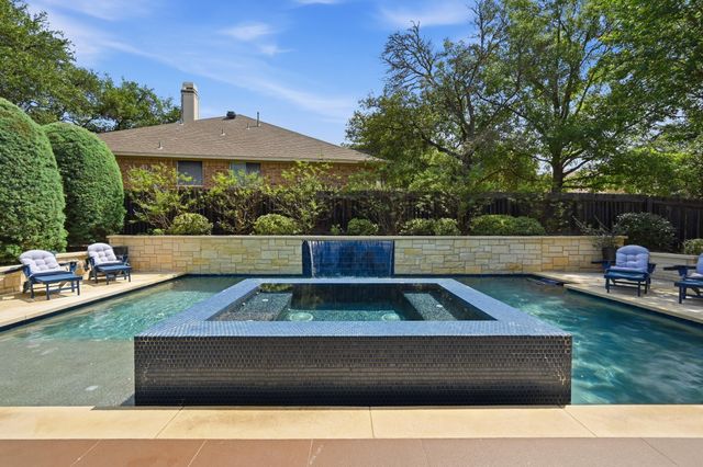 6122 Mordred LN, Austin, TX 78739