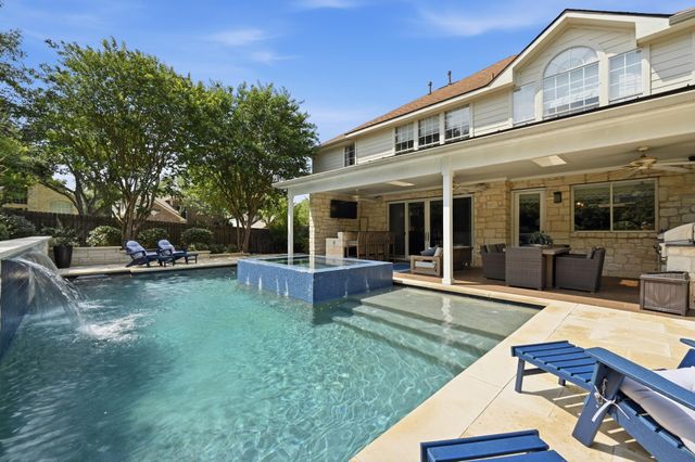6122 Mordred LN, Austin, TX 78739