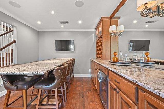6122 Mordred LN, Austin, TX 78739