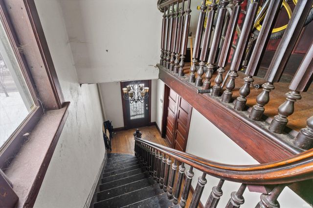 517 W Lexington Avenue, Elkhart, IN 46516