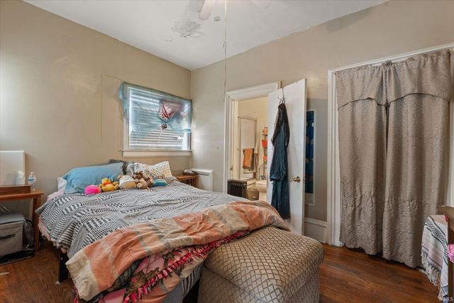 517 W Lexington Avenue, Elkhart, IN 46516