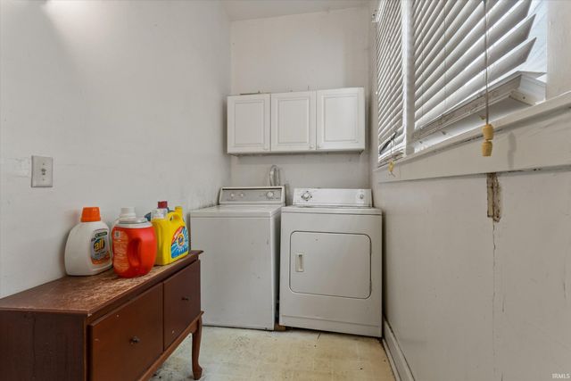 517 W Lexington Avenue, Elkhart, IN 46516