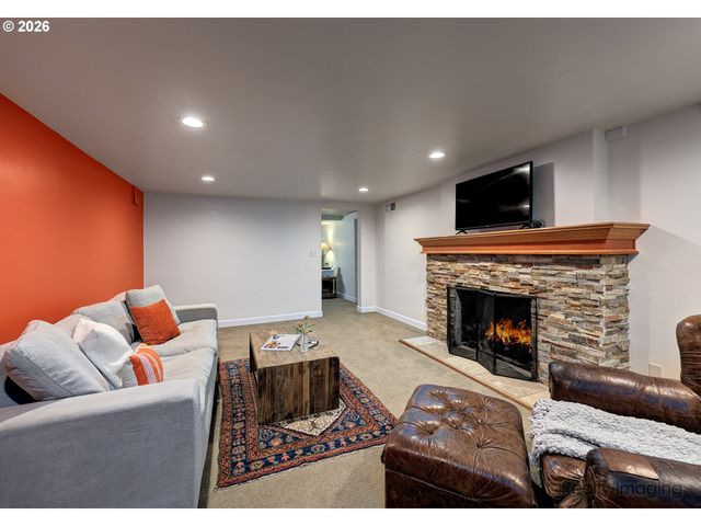 7826 Sw 5TH Ave, Portland, OR 97219