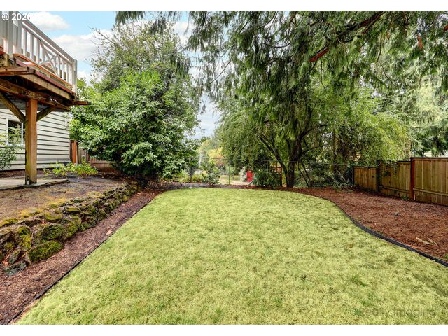 7826 Sw 5TH Ave, Portland, OR 97219