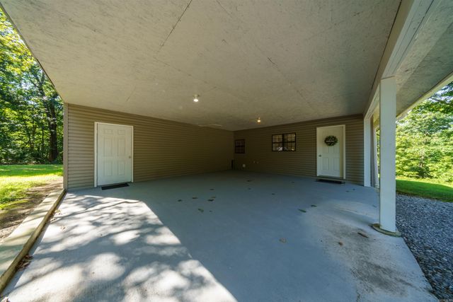 306 N Rainey Lane, Cave City, AR 72521