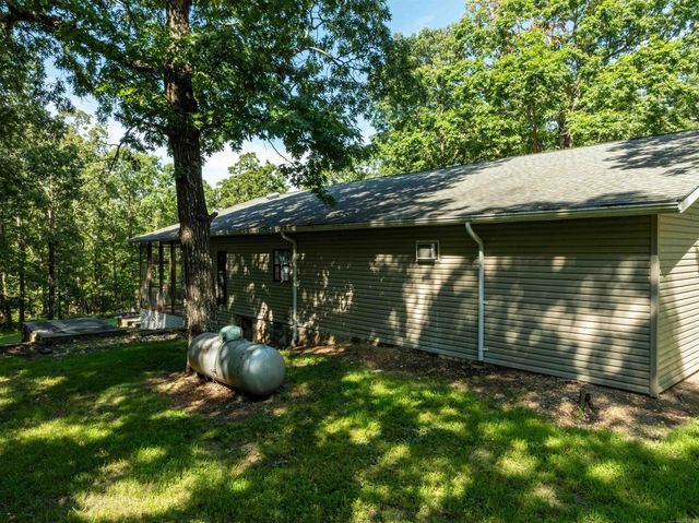 306 N Rainey Lane, Cave City, AR 72521