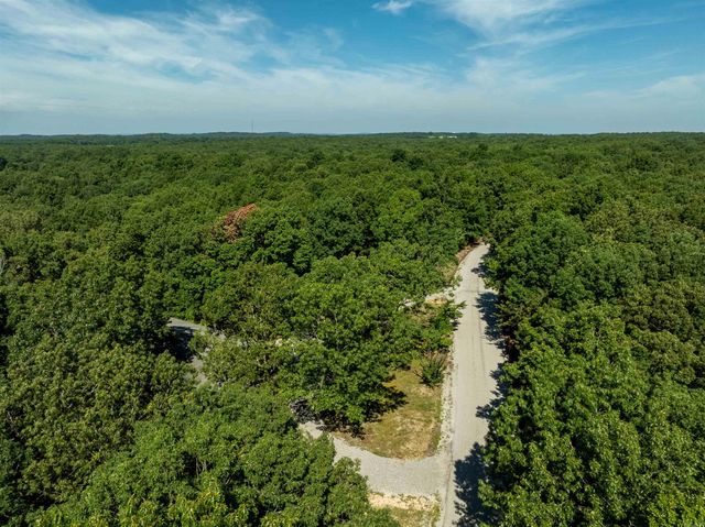 306 N Rainey Lane, Cave City, AR 72521