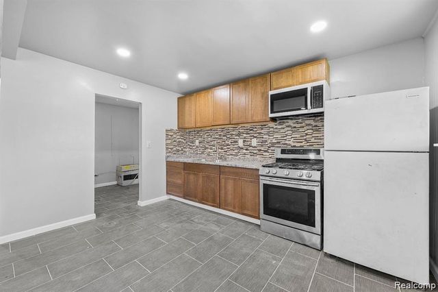 2552 Emogene Street, Melvindale, MI 48122