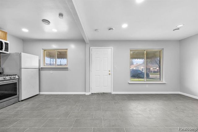 2552 Emogene Street, Melvindale, MI 48122
