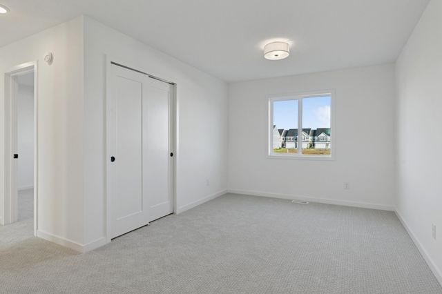 5014 Airlake Draw, Woodbury, MN 55129