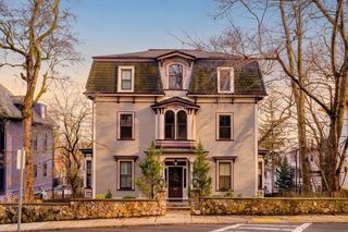 99 Sedgwick St 2, Boston, MA 02130