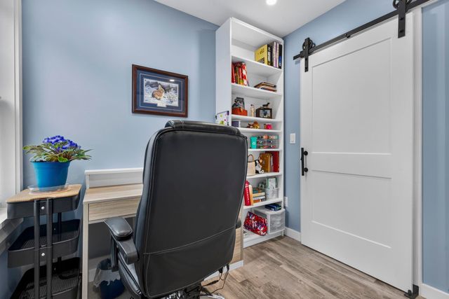 39 N Reading Street, Hooksett, NH 03106