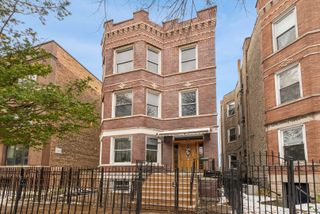 908 N Fairfield Avenue, Chicago, IL 60622