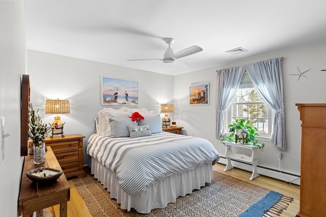 1415 Old Post Rd, Barnstable, MA 02648