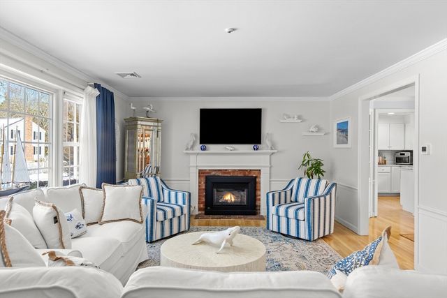 1415 Old Post Rd, Barnstable, MA 02648