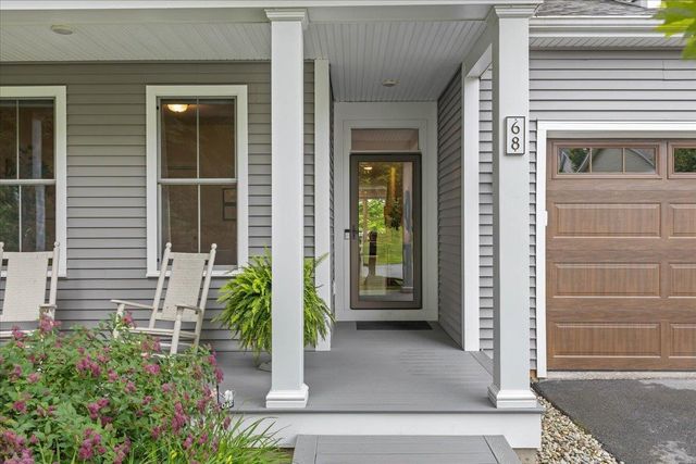 68 Laurentide Lane, South Burlington, VT 05403