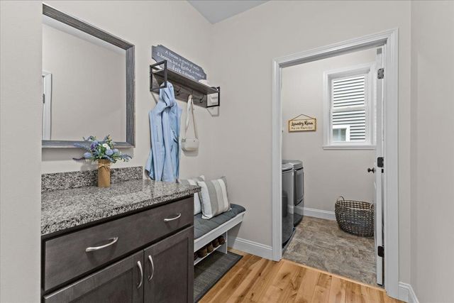 68 Laurentide Lane, South Burlington, VT 05403