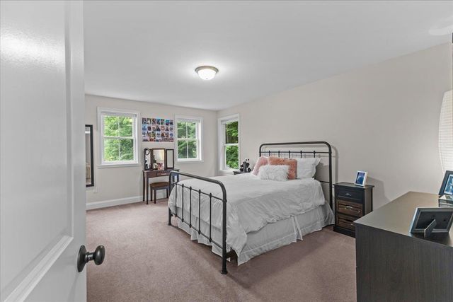 68 Laurentide Lane, South Burlington, VT 05403