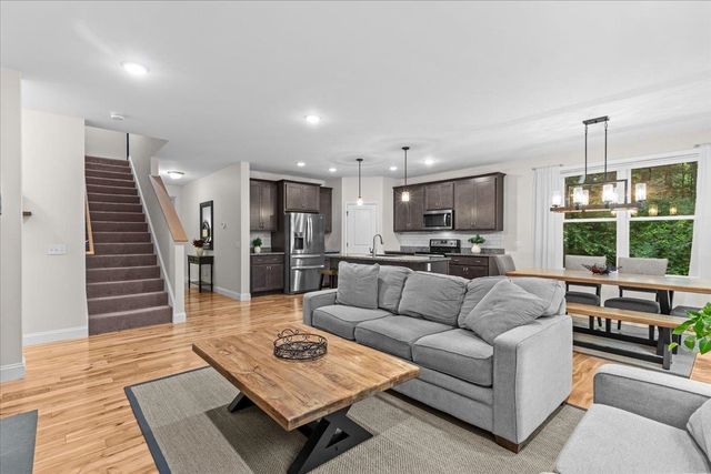 68 Laurentide Lane, South Burlington, VT 05403