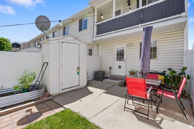 732 N 200 E, Springville, UT 84663