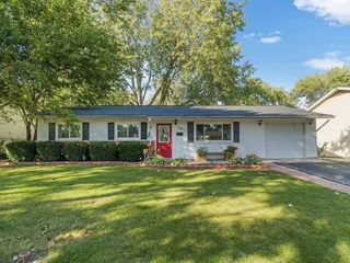 1531 Birch Avenue, Hanover Park, IL 60133