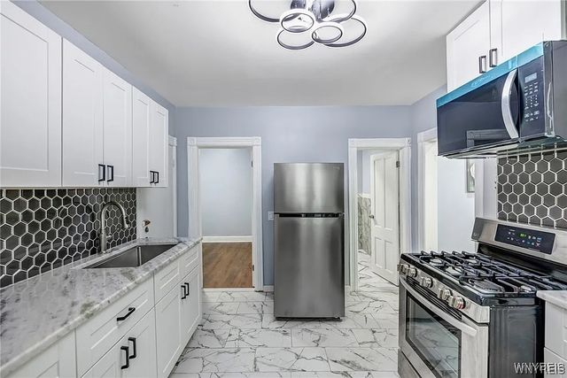 405 West Ferry Lower, Buffalo, NY 14213