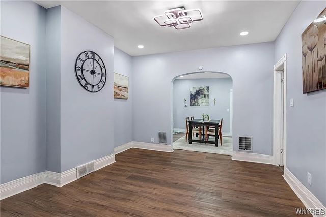 405 West Ferry Lower, Buffalo, NY 14213