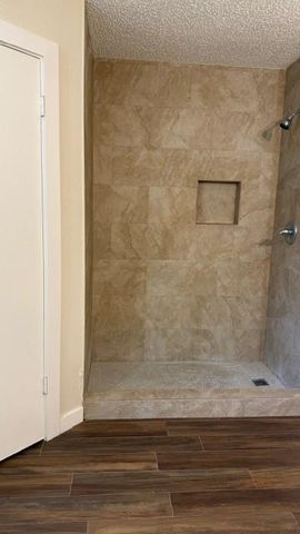 451 Oakdale Drive, Stafford, TX 77477